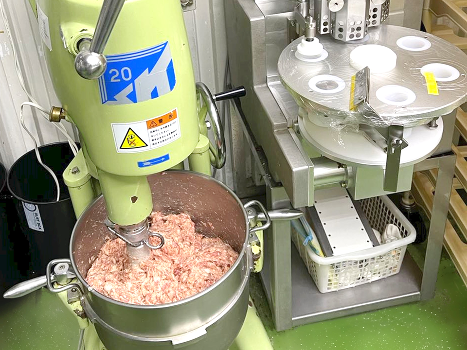 東京都内のセントラルキッチンで手作り